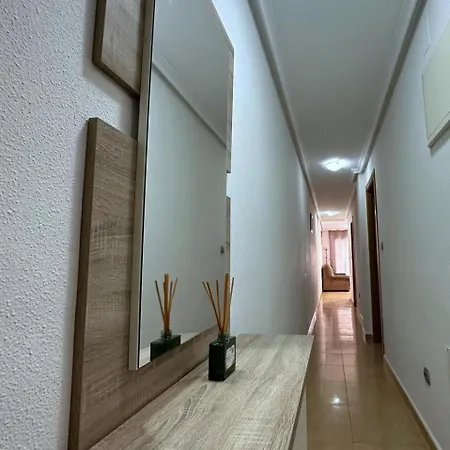 Bueno Piso 2 公寓 *